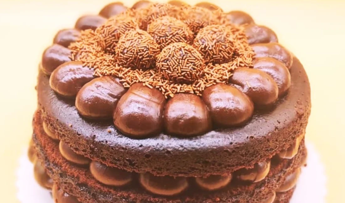 Naked Cake de Brigadeiro Tradicional